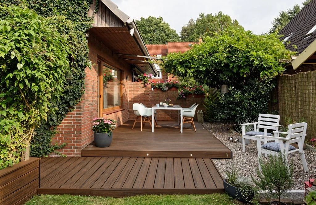 brown capped gossen decking ideas