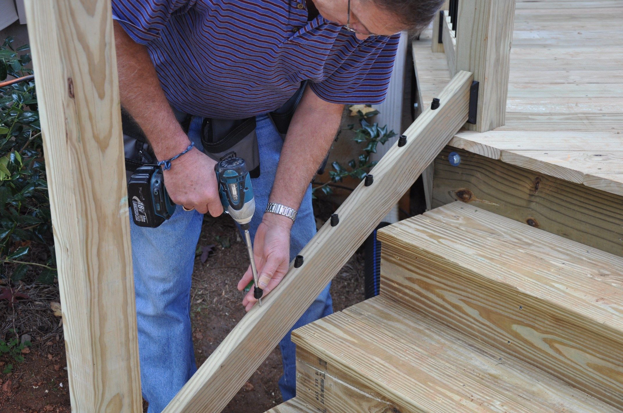 How To Build A Deck Stair Handrail – Builders Villa