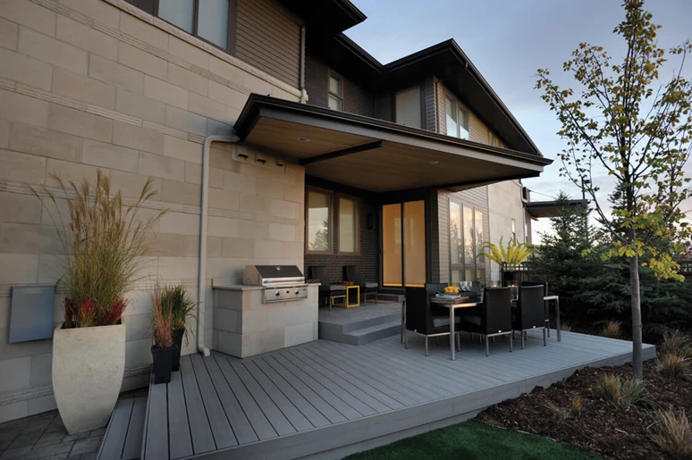 House with box stairs