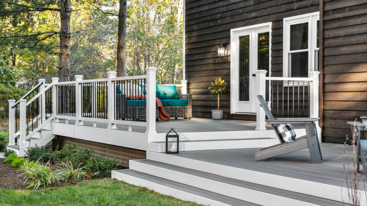 How to Build Deck Stairs & Steps | Decks.com