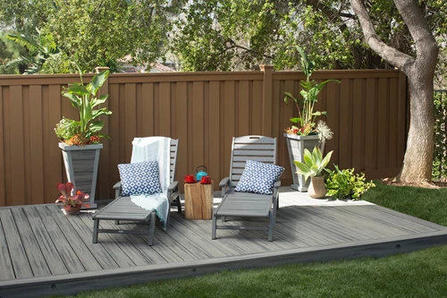 Ground Level Deck With Pattio Chairs