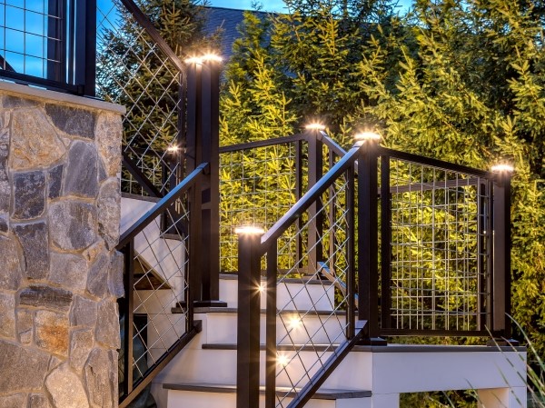 Deck railing 2024 post lights