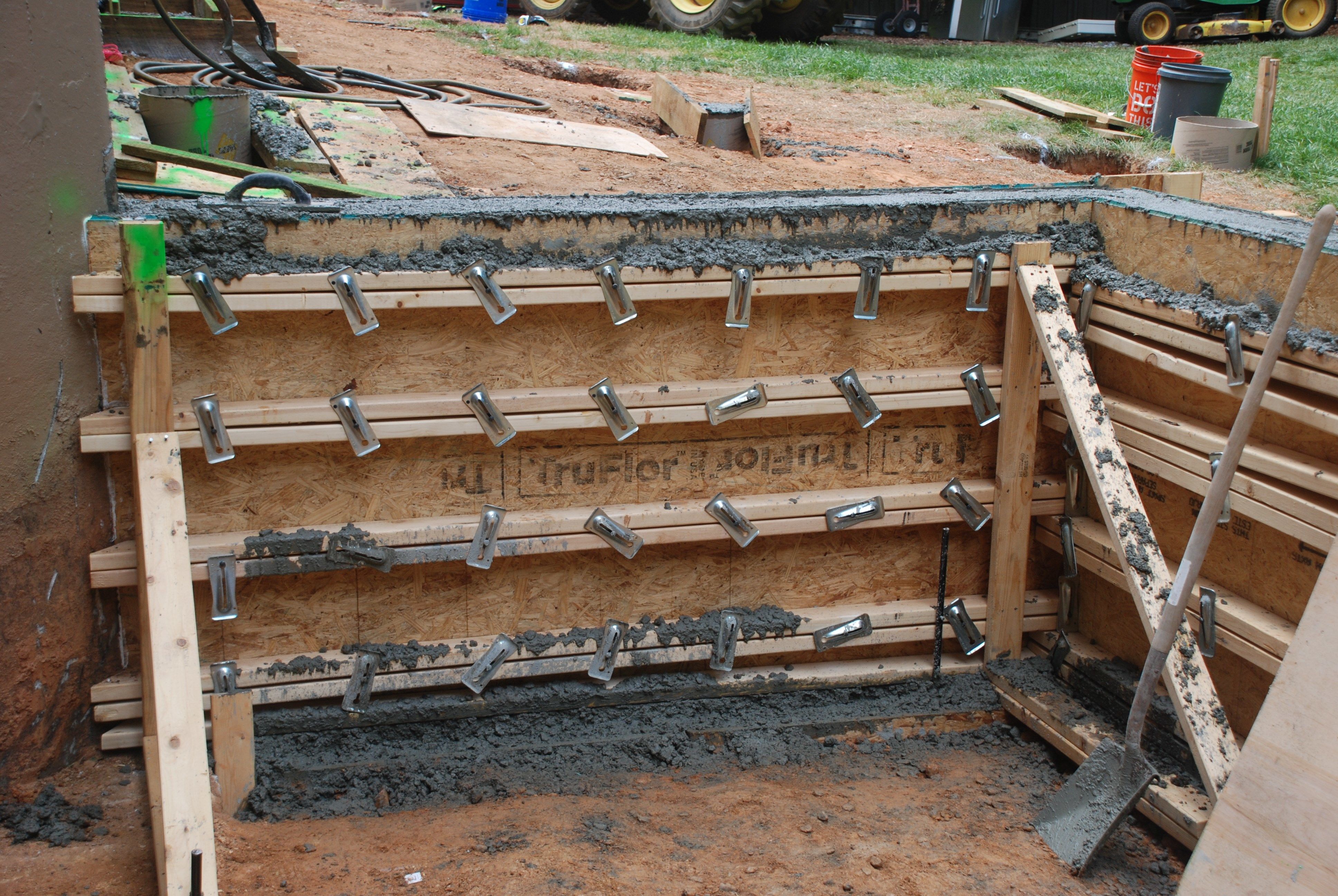 Diy concrete hot sale block wall