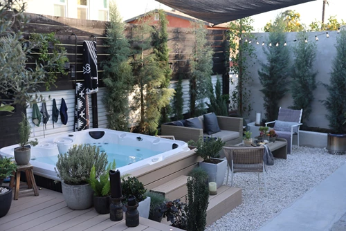 Patio With Gravel And Hottub